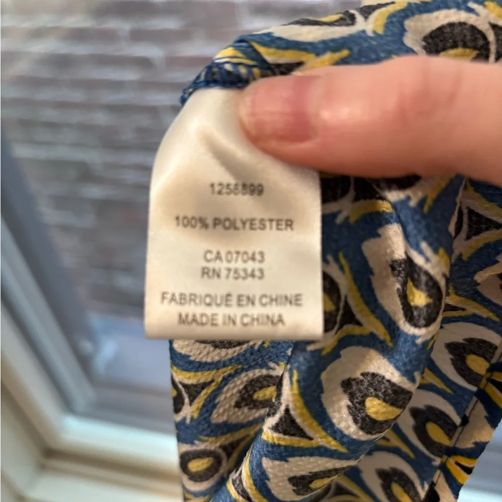 EUC - cupcakes & cashmere Graphic, Art Deco Print Blouse - Picture 4 of 13